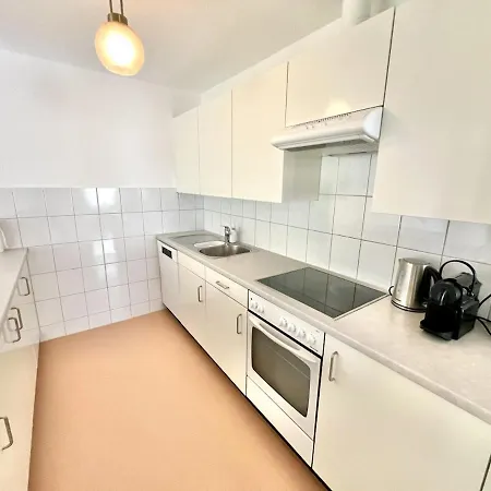 Daire Wa - 8 Pax Zürih