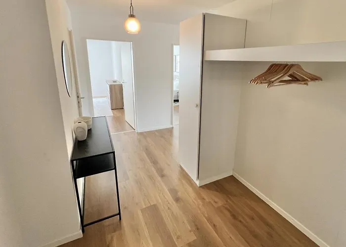 Wa - 8 Pax Цюрих