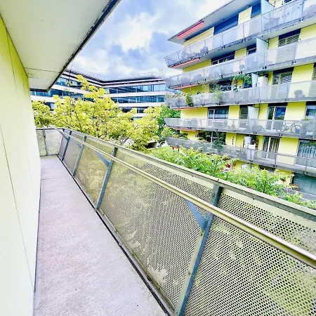 Wa - 8 Pax Apartment