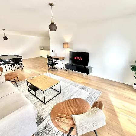 Wa - 8 Pax * Ζυρίχη